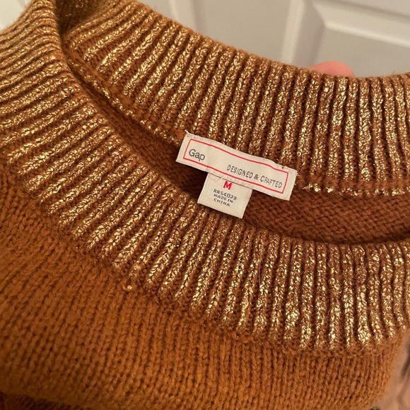 Gorgeous burnt orange sweater! - Picture 4 of 5